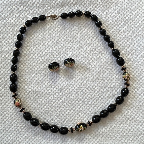 Vintage Japanese Floral  Enamel Black Bead Necklace and Earring - Picture 1 of 6